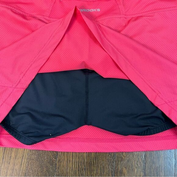 Brooks Raspberry Running Jogging Skirt Skort Medium - Picture 5 of 8